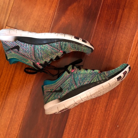 NIKE - Free Flyknit 5.0 TR Training Shoe (Size 6) - Picture 4 of 8